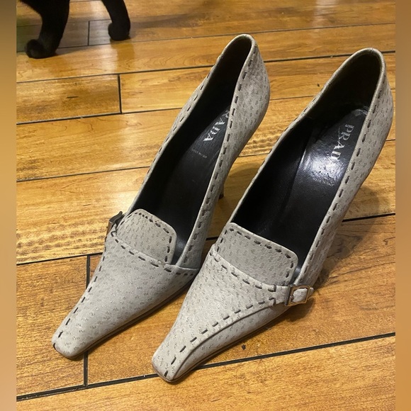 Prada Saffriano Ostrich high Heel shoes - Picture 4 of 7